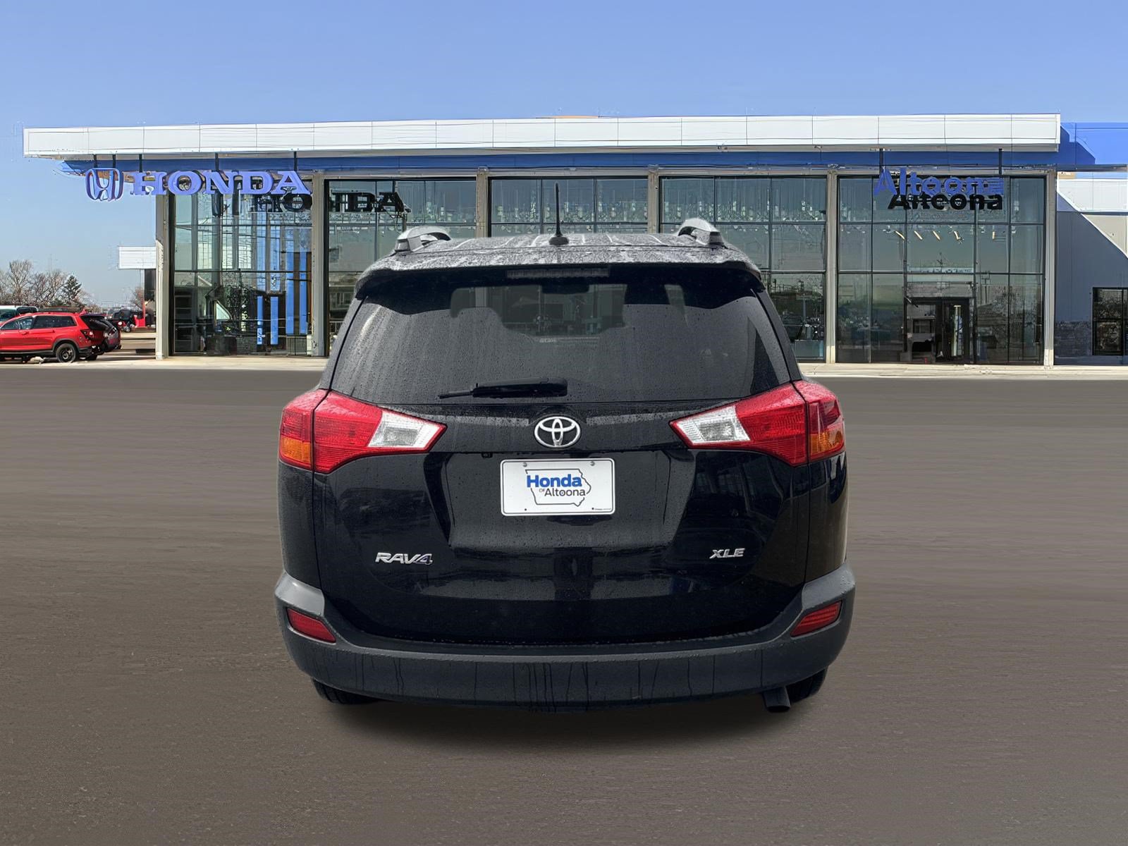 Used 2015 Toyota RAV4 XLE FWD image 4