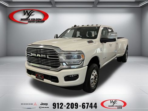 Used 2024 RAM 3500 Laramie AWD/4WD image 1