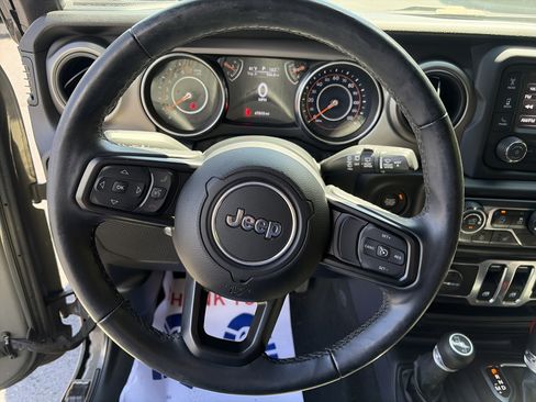 Used 2020 Jeep Wrangler Sport AWD/4WD image 27