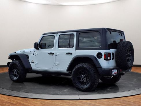 Used 2024 Jeep Wrangler Unlimited Sport AWD/4WD image 14
