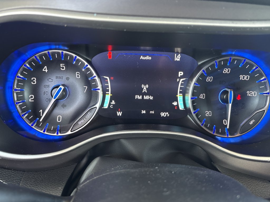 New 2027 Chrysler Pacifica Select FWD image 19