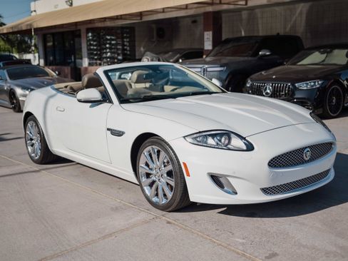 Used 2012 Jaguar XK Convertible RWD image 2