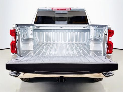 Certified 2024 Chevrolet Silverado 1500 LT w/ Safety Package image 24