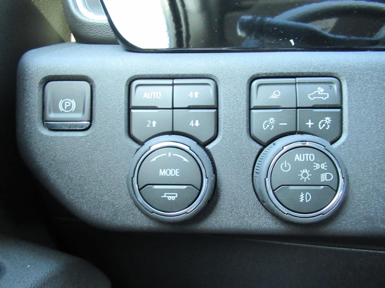 New 2026 Chevrolet Silverado 1500 RST w/ RST All Star Premium Package AWD/4WD image 22