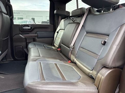 Certified 2023 GMC Sierra 3500 Denali w/ Denali Ultimate Package AWD/4WD image 36