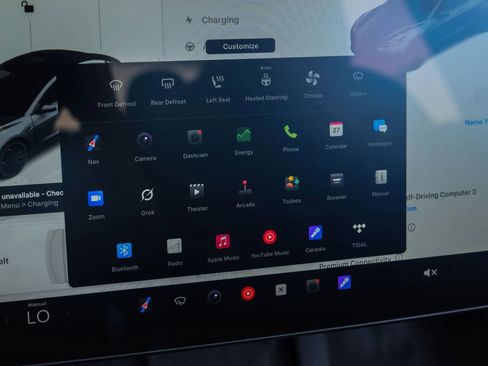 Used 2023 Tesla Model 3 Performance image 37