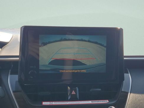 Used 2026 Toyota Corolla LE FWD image 14