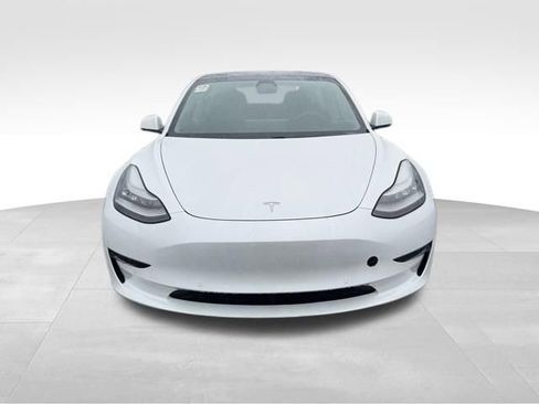 Used 2021 Tesla Model 3 Standard Range Plus image 2