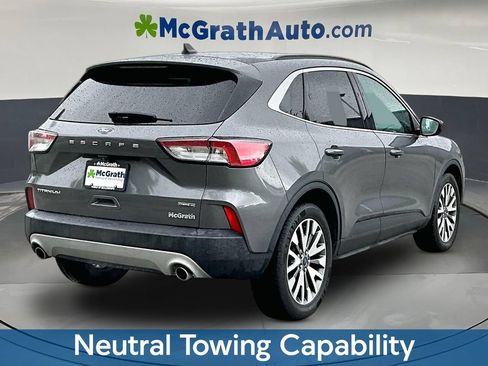 Used 2022 Ford Escape Titanium AWD/4WD image 8