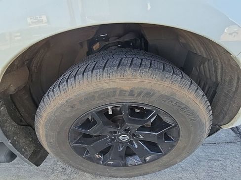 Used 2018 Nissan Frontier SV w/ Value Truck Package image 8