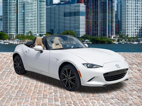 New 2026 MAZDA MX-5 Miata Grand Touring RWD image 1