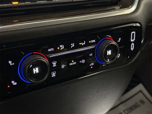 Used 2025 Chevrolet Silverado 2500 LT w/ Safety Package image 16