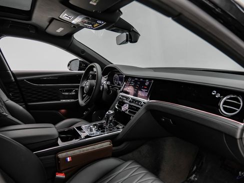 Used 2022 Bentley Flying Spur V8 AWD/4WD image 46