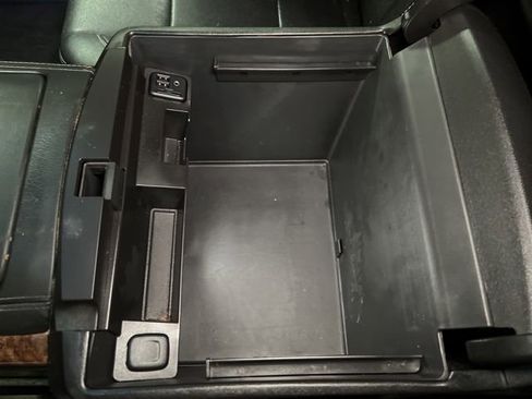 Used 2015 Chevrolet Tahoe LTZ image 25