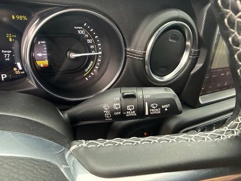 Used 2023 Jeep Wrangler Unlimited Sahara w/ Cold Weather Group AWD/4WD image 21