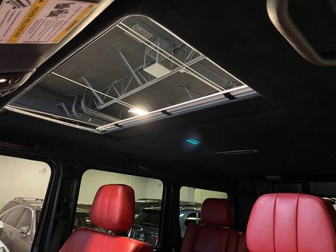Used 2016 Mercedes-Benz G 550 image 27