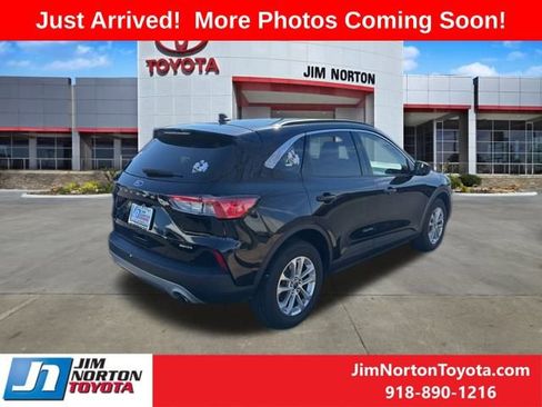 Used 2022 Ford Escape SE w/ Convenience Package image 5
