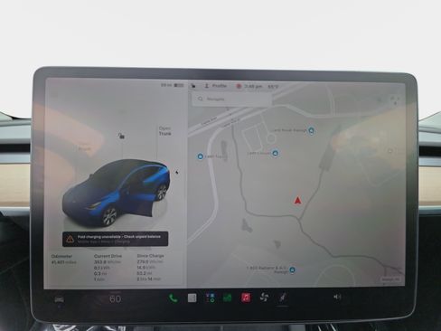 Used 2022 Tesla Model Y Long Range AWD/4WD image 23