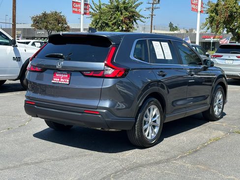 Used 2023 Honda CR-V EX image 7