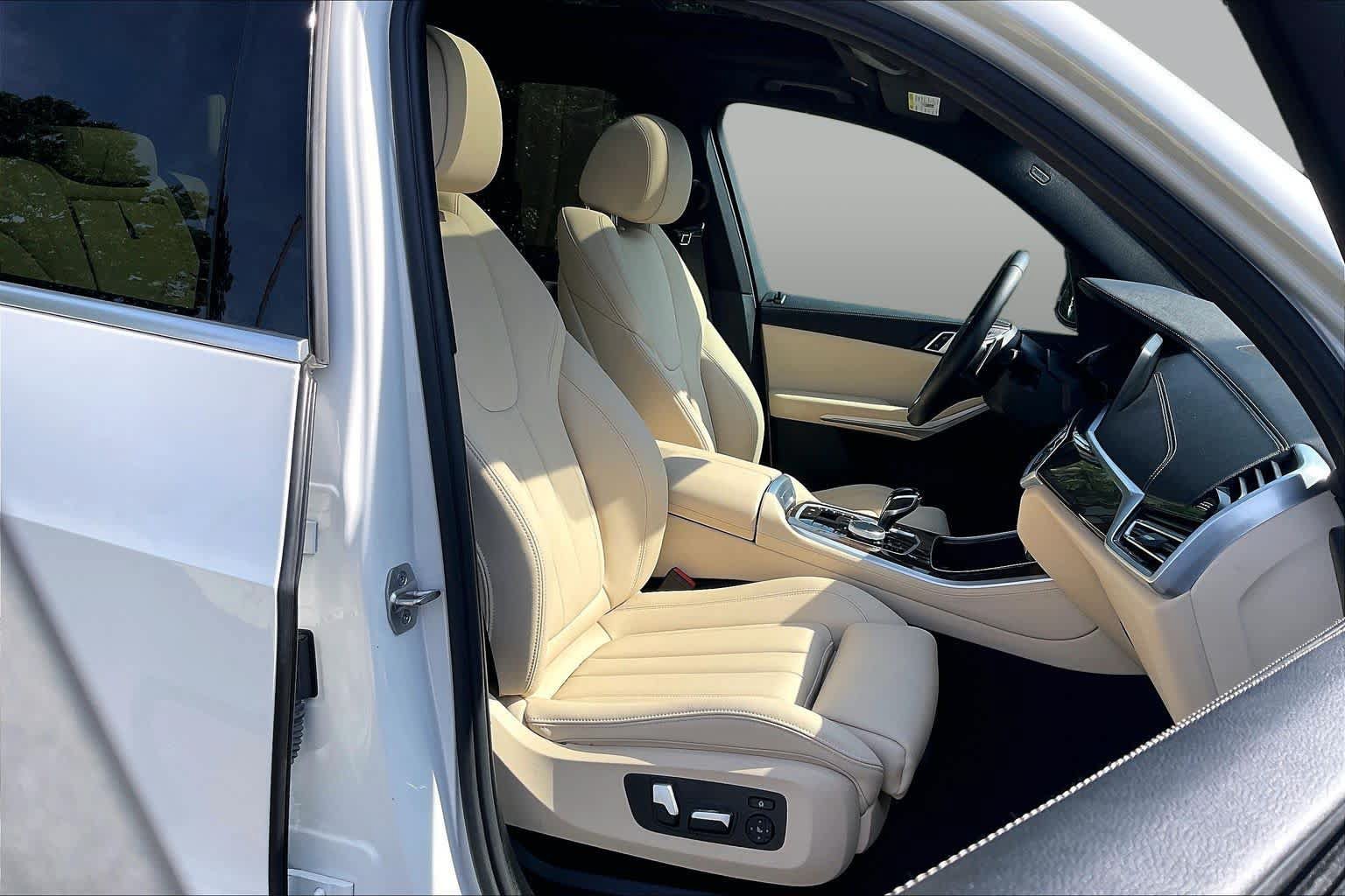 Used 2021 BMW X5 xDrive40i w/ Convenience Package AWD/4WD image 8