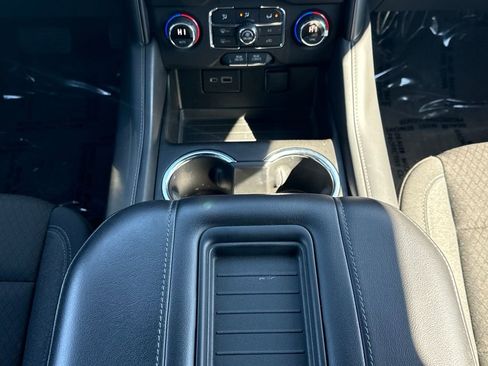 Used 2022 Chevrolet Suburban LS w/ Driver Alert Package image 15