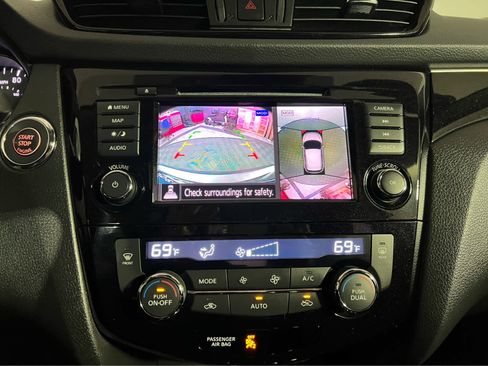 Certified 2019 Nissan Rogue Sport SL w/ Premium Package AWD/4WD image 16