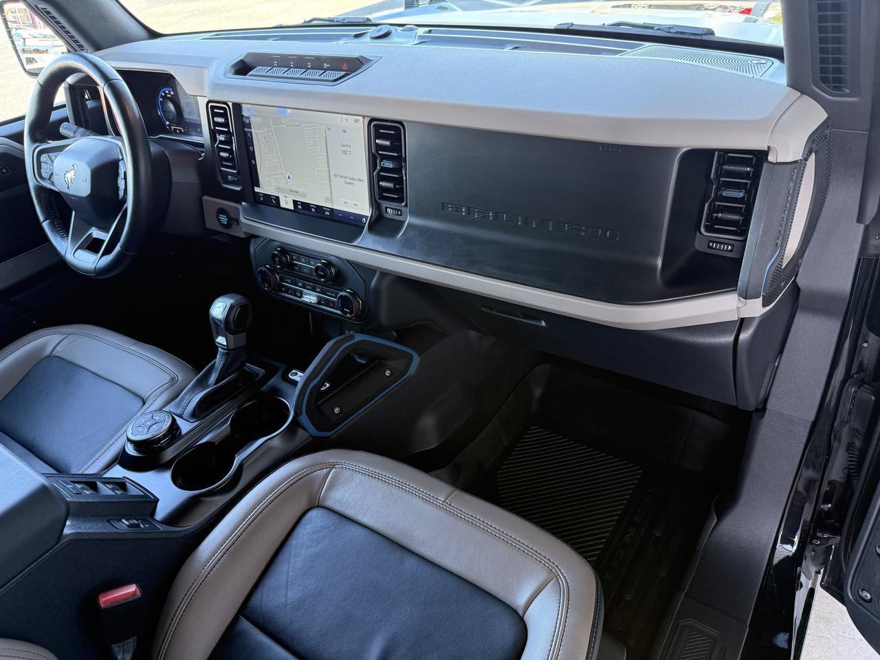 Used 2023 Ford Bronco Wildtrak AWD/4WD image 35