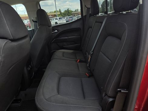 Used 2021 Chevrolet Colorado LT w/ Safety Package RWD image 17