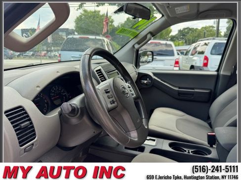 Used 2014 Nissan Xterra X AWD/4WD image 21
