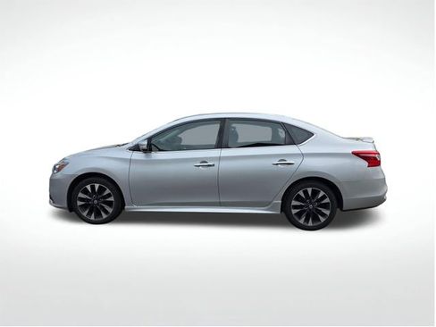 Used 2017 Nissan Sentra SR image 6