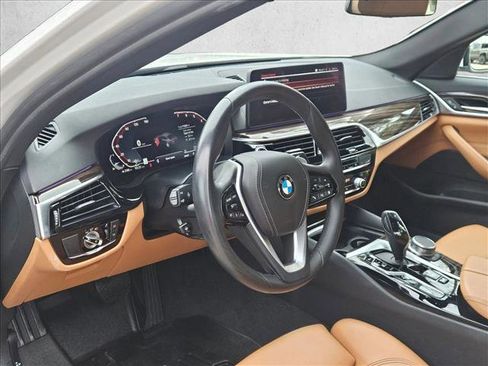 Used 2021 BMW 540i w/ Convenience Package image 10