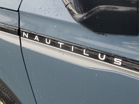 New 2026 Lincoln Nautilus Premier w/ Equipment Group 102A image 7