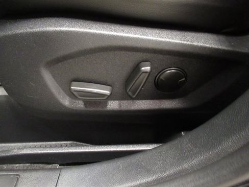 Used 2024 Ford Edge SEL AWD/4WD image 17