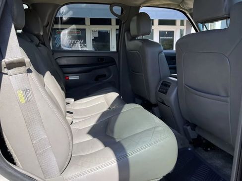 Used 2003 Chevrolet Tahoe LT image 20