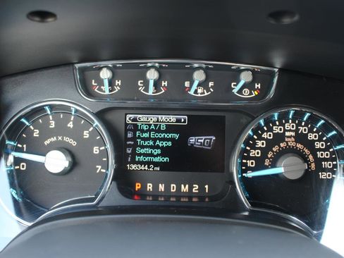 Used 2014 Ford F150 Lariat w/ Equipment Group 502A Luxury AWD/4WD image 24