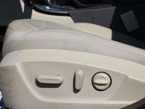 Used 2016 Buick Regal Premium image 24