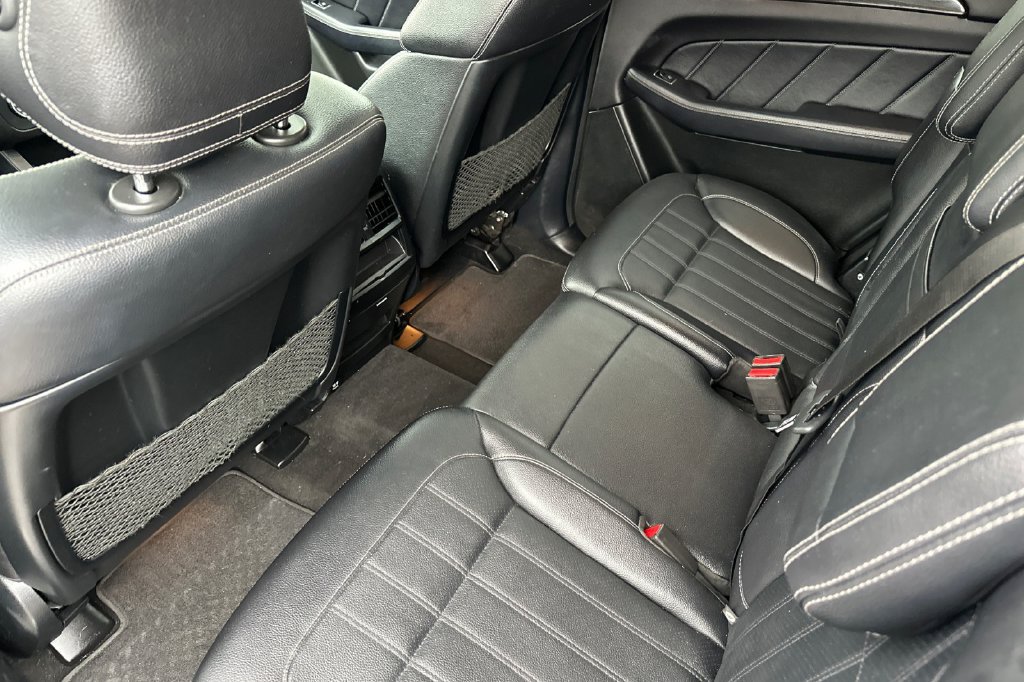 Used 2016 Mercedes-Benz GL 450 4MATIC image 15