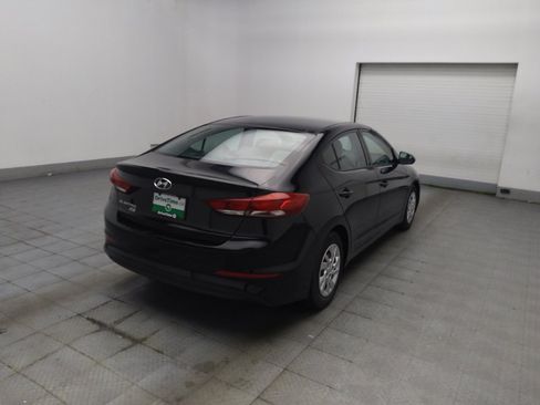 Used 2018 Hyundai Elantra SE w/ Cargo Package FWD image 9