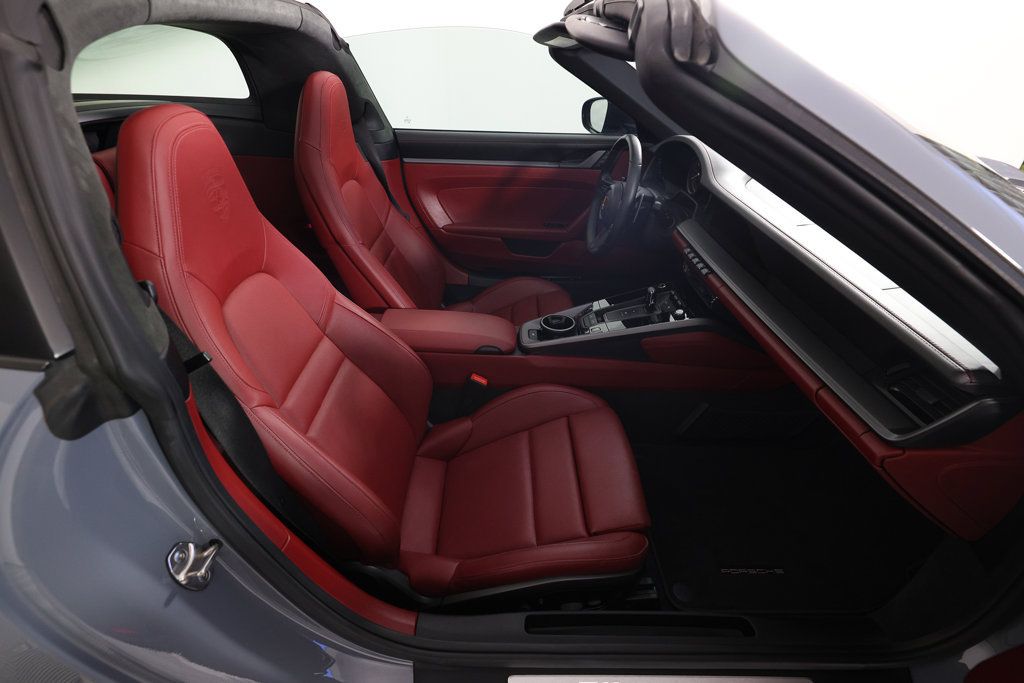 Used 2024 Porsche 911 Targa 4S AWD/4WD image 11