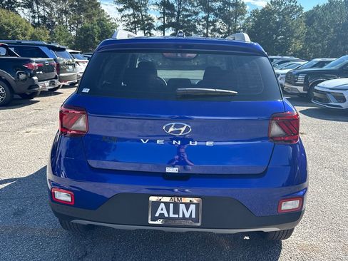 New 2026 Hyundai Venue SEL image 5