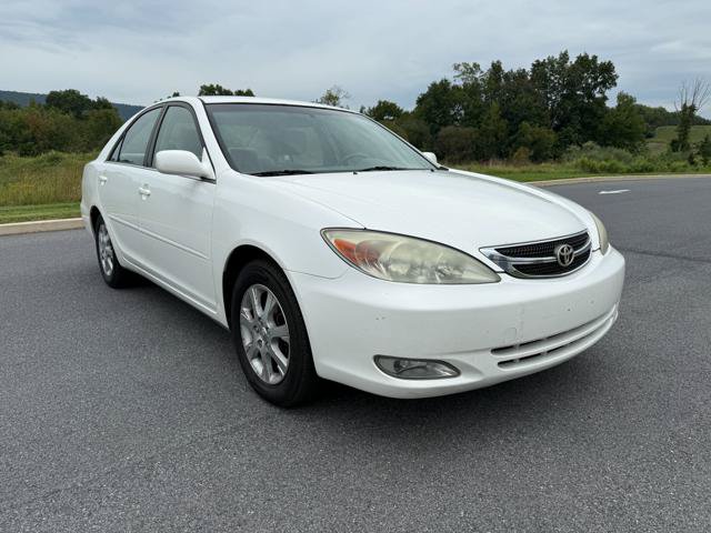 Used 2004 Toyota Camry LE w/ Limited Edition Pkg FWD image 3