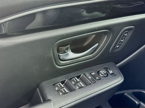 Used 2024 Honda Pilot EX-L image 13