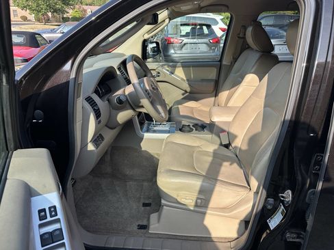 Used 2011 Nissan Pathfinder Silver image 20