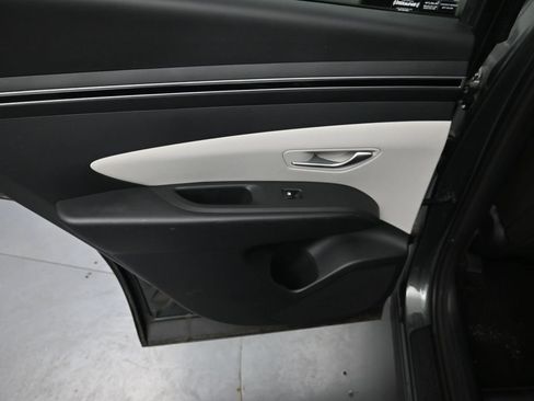 Used 2022 Hyundai Tucson SEL image 24