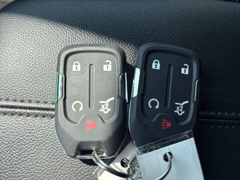 Used 2023 GMC Terrain SLT w/ Elevation Edition AWD/4WD image 21