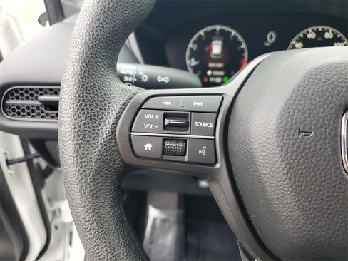 Certified 2025 Honda HR-V LX image 21