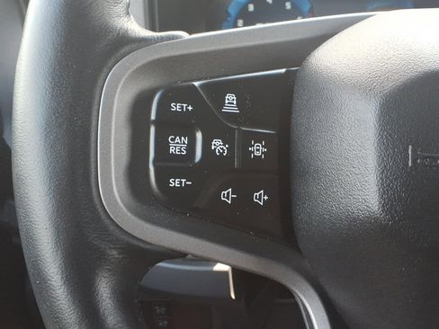 Certified 2025 Ford Bronco Badlands AWD/4WD image 17