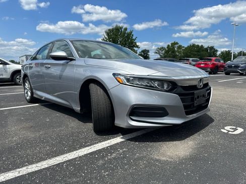 Used 2019 Honda Accord LX image 11