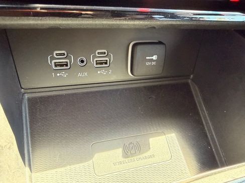 Used 2023 Jeep Grand Cherokee Altitude AWD/4WD image 18