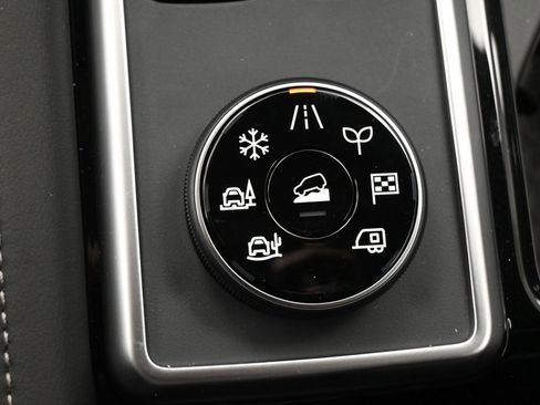 New 2026 Nissan Pathfinder SL AWD/4WD image 20